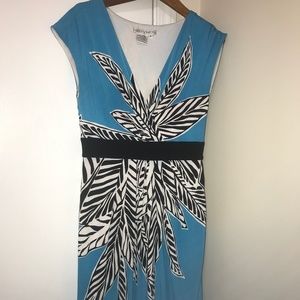 Maggy London Palm dress Blue  size 6